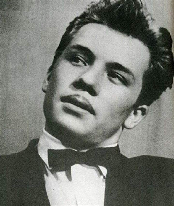 Aleksandr Filippenko Biography, Age, Height, Wife, Net Worth, Family