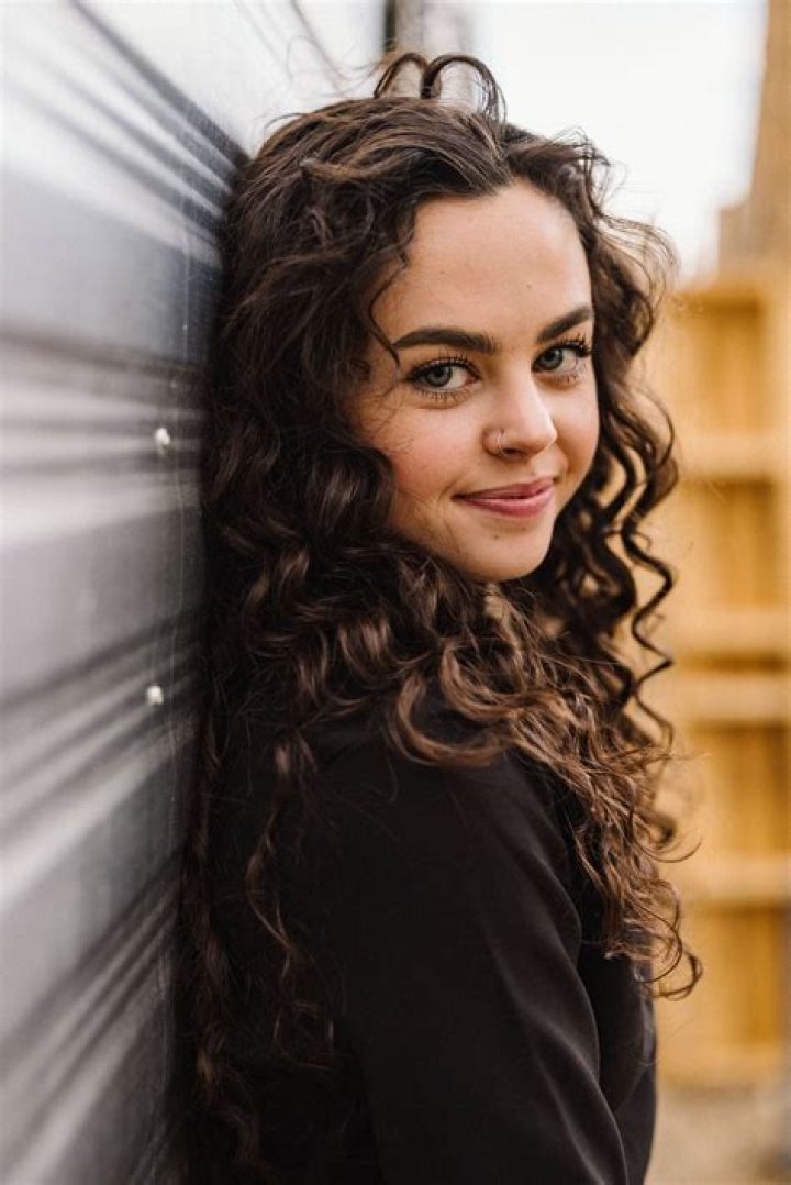 Chevel Shepherd Biography, Age, Height, Husband, Net Worth, Family