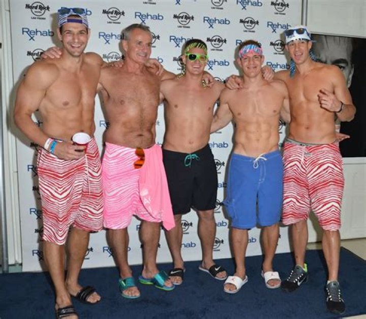 Dan Gronkowski biografía, edad, altura, esposo, net worth, familia