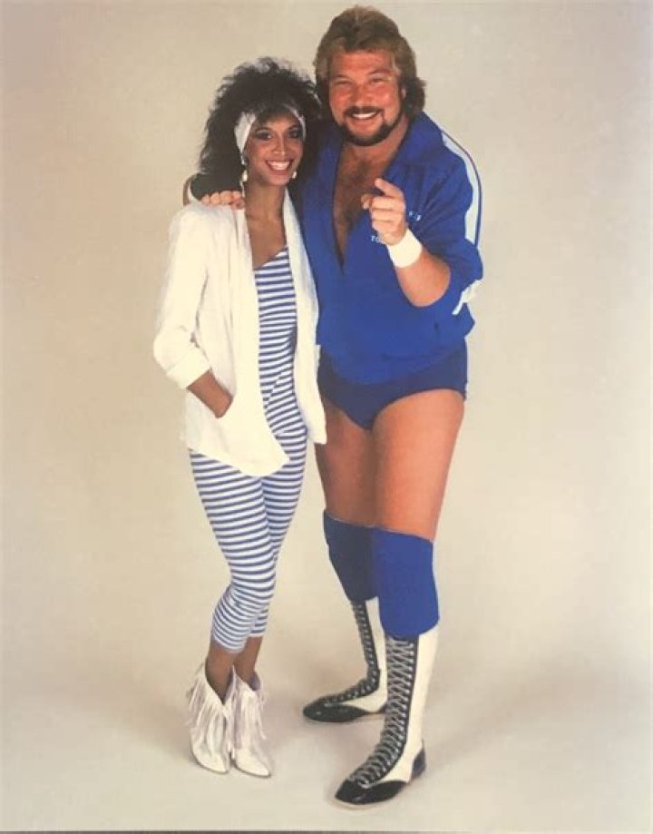 Dark Journey Biography, Age, Height, Husband, Net Worth, Family