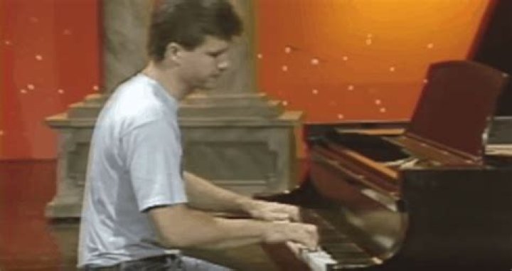 Dave Tolley Biography, Age, Height, Wife, Net Worth, Family