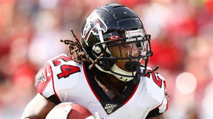 Devonta Freeman Biography, Age, Height, Wife, Net Worth, Family