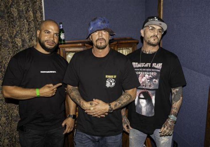 DJ Muggs Biography, Age, Height, Wife, Net Worth, Family