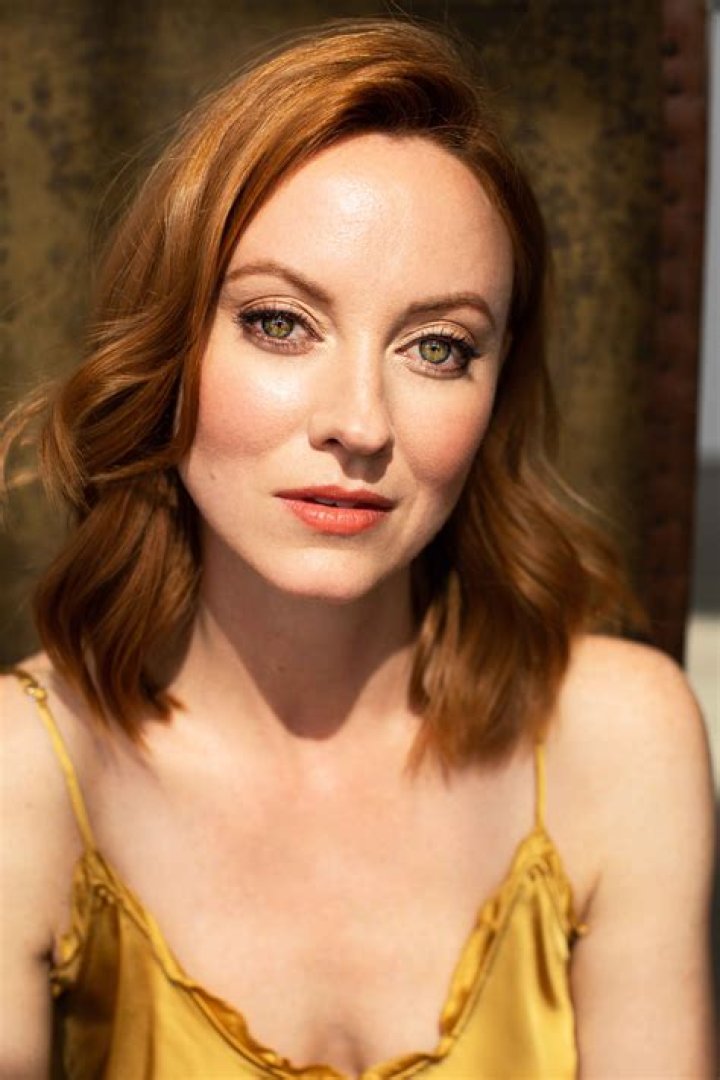 Fiona Vroom Biography, Age, Height, Husband, Net Worth, Family