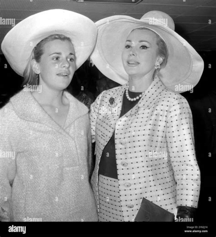 Francesca Hilton Biography, Age, Height, Husband, Net Worth, Family