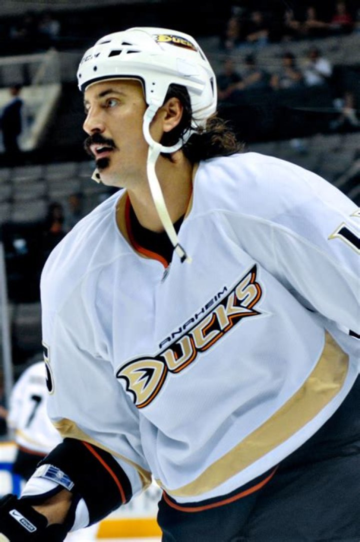 George Parros Biography, Age, Height, Wife, Net Worth, Family