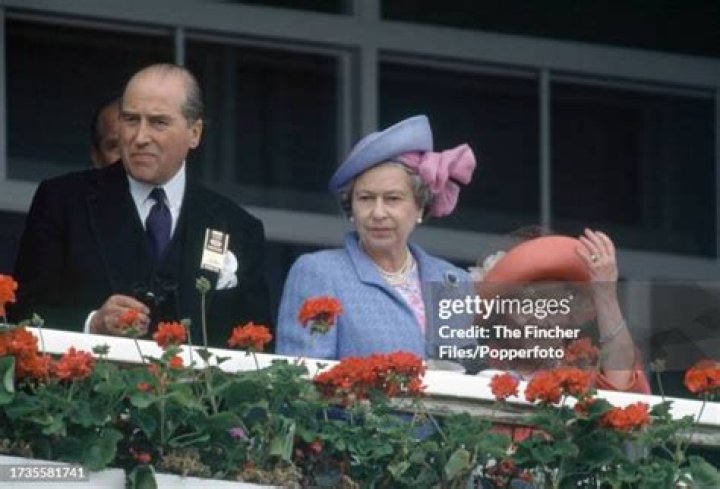 Henry Herbert Biography, Age, Height, Husband, Net Worth, Family