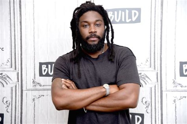 Jason Reynolds Biography, Age, Height, Wife, Net Worth, Family
