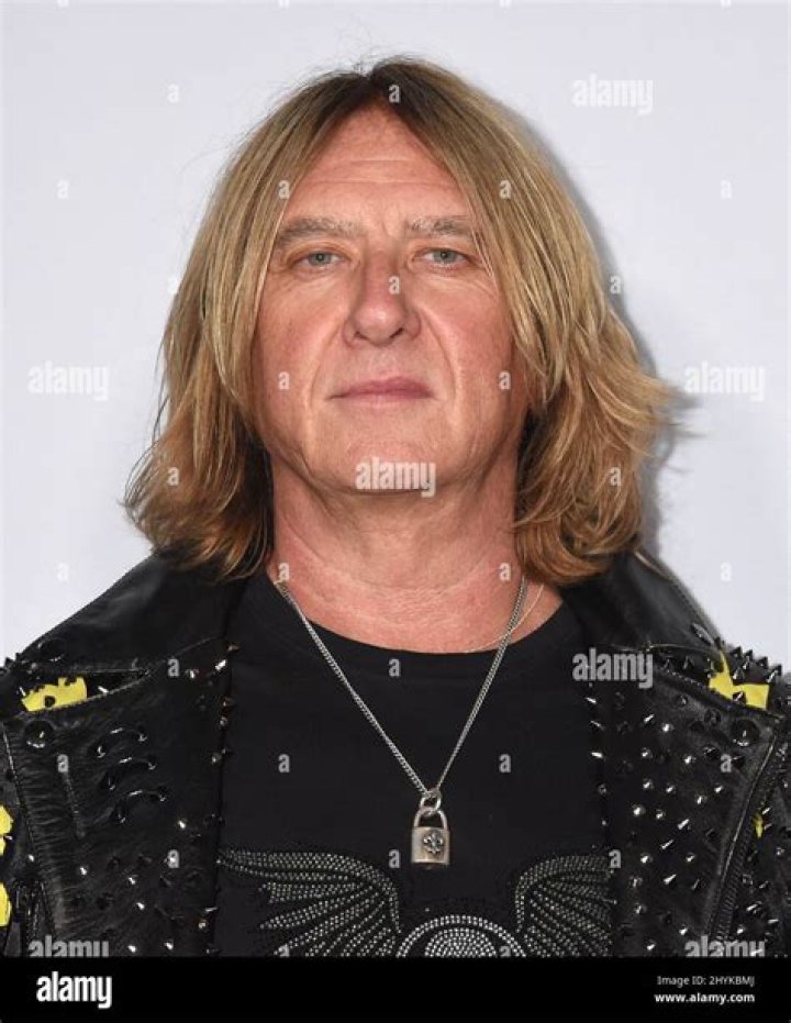 Joe Elliott Biography, Age, Height, Wife, Net Worth, Family