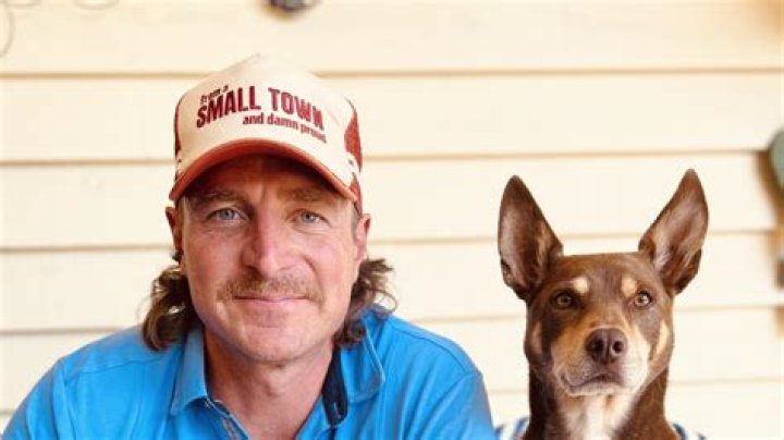 Josh Arnold Biography, Age, Height, Wife, Net Worth, Family