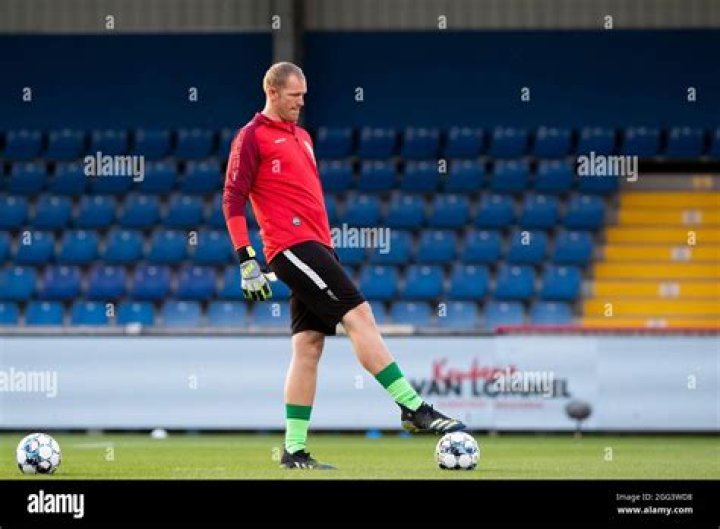 Kristof Van Hout Biography, Age, Height, Wife, Net Worth, Family