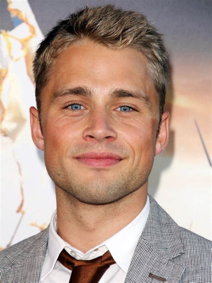 Max Lloyd-Jones biografía, edad, altura, esposo, net worth, familia