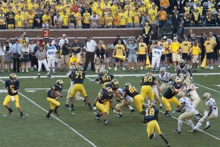 Michael Shaw Biography, Age, Height, Wife, Net Worth, Family