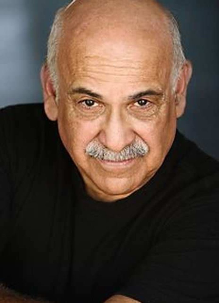 Raoul N. Rizik Biography, Age, Height, Wife, Net Worth, Family