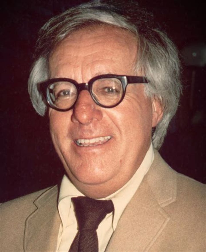 Ray Bradbury Biography, Age, Height, Wife, Net Worth, Family