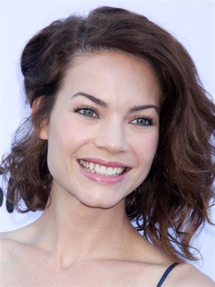 Rebecca Herbst Biography, Age, Height, Husband, Net Worth, Family