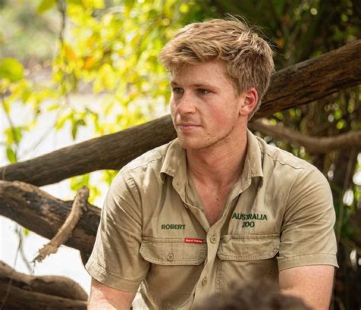 Robert Clarence Irwin Biography, Age, Height, Wife, Net Worth, Family