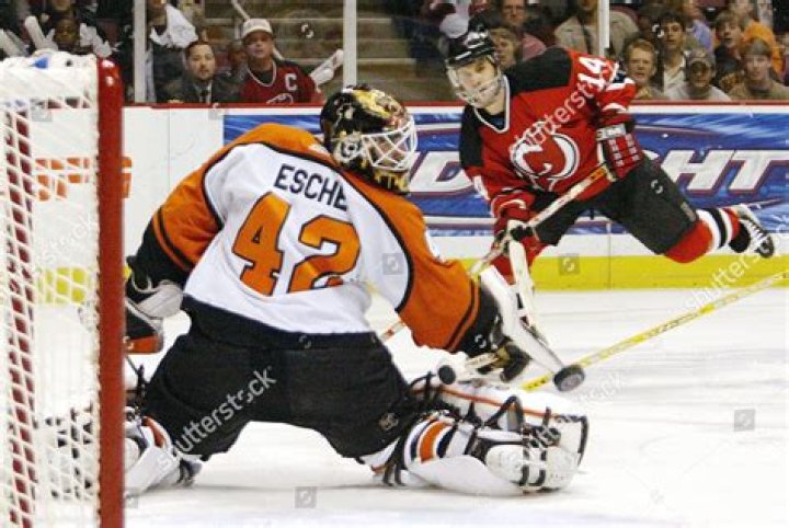 Robert Esche Biography, Age, Height, Wife, Net Worth, Family