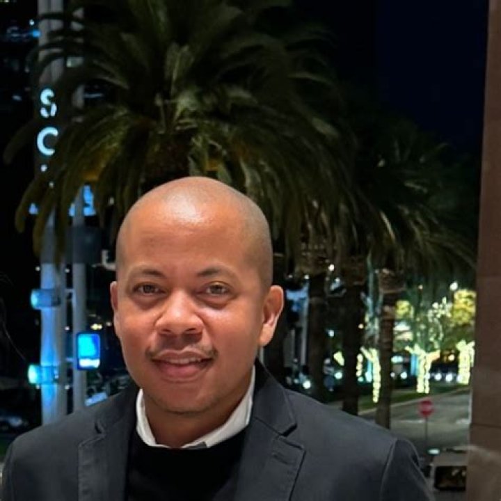 Ronald Waters Biography, Age, Height, Wife, Net Worth, Family