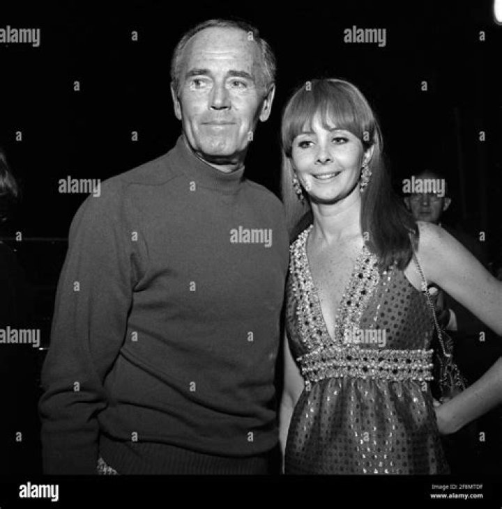 Shirlee Fonda Biography, Age, Height, Husband, Net Worth, Family