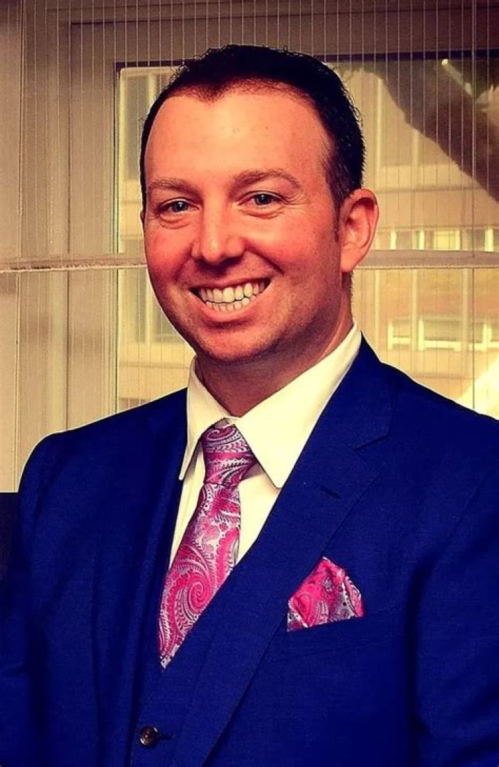 Thomas Mace-Archer-Mills Biography, Age, Height, Wife, Net Worth, Family