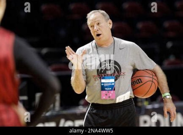 Tom Collen Biography, Age, Height, Wife, Net Worth, Family