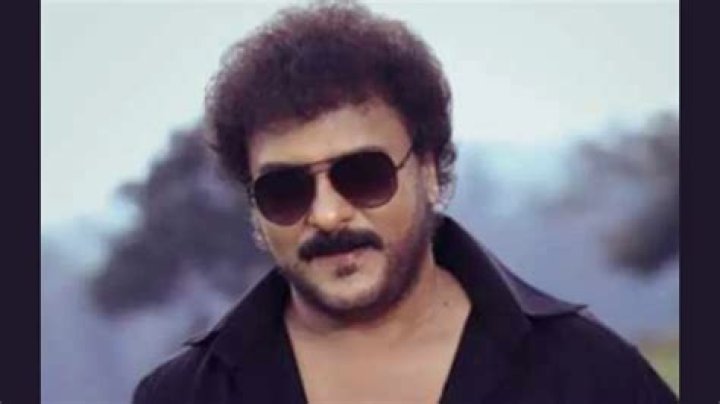 V. Ravichandran Biography, Age, Height, Wife, Net Worth, Family