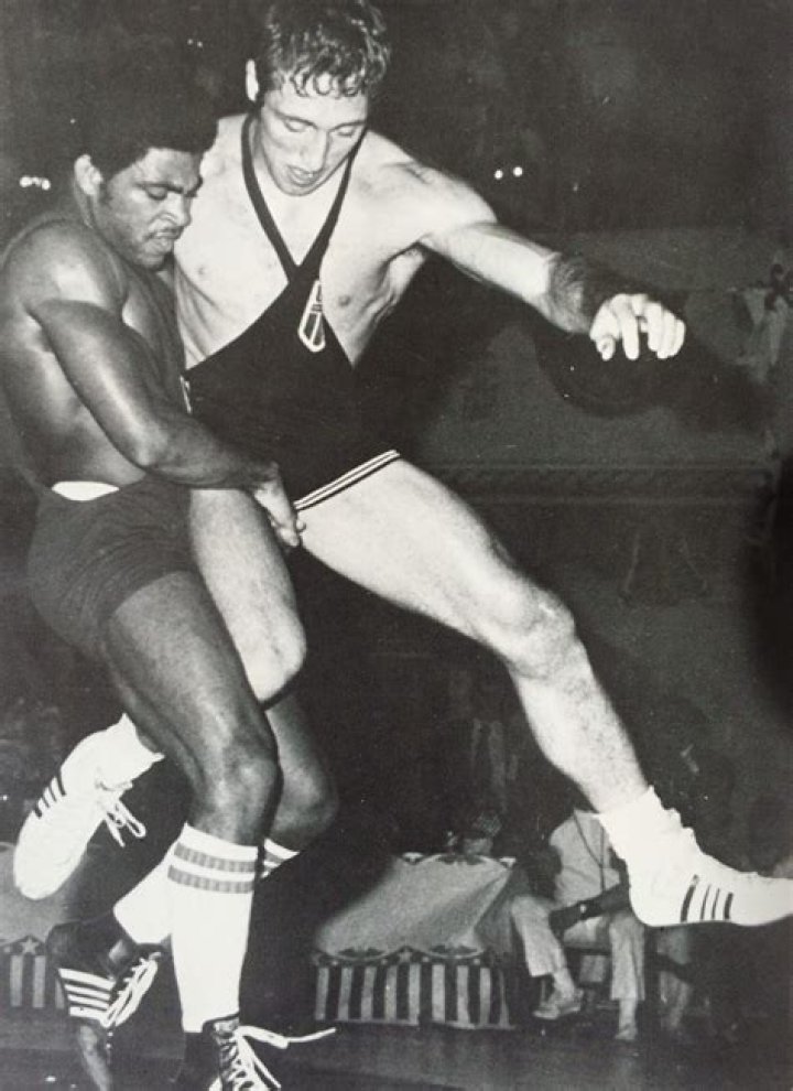 Wade Schalles Biography, Age, Height, Wife, Net Worth, Family