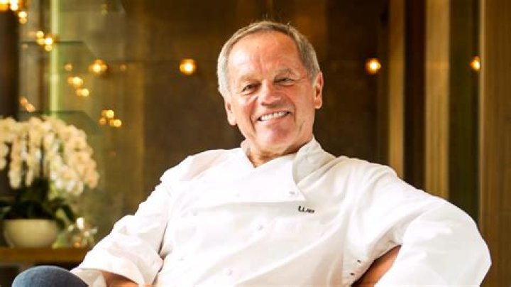 Wolfgang Puck Biography, Age, Height, Wife, Net Worth, Family